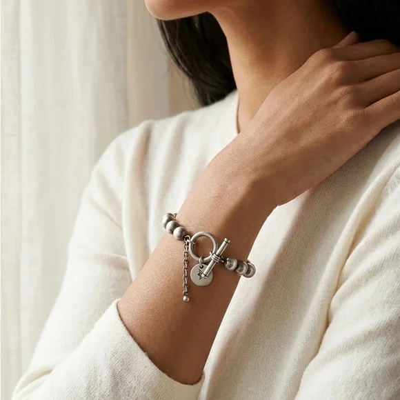 Silpada Retired B0059 925 Sterling Silver Ball Bead Toggle Bracelet - Picture 5 of 8